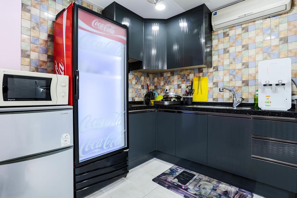 Discovery Busan Guesthouse Екстер'єр фото