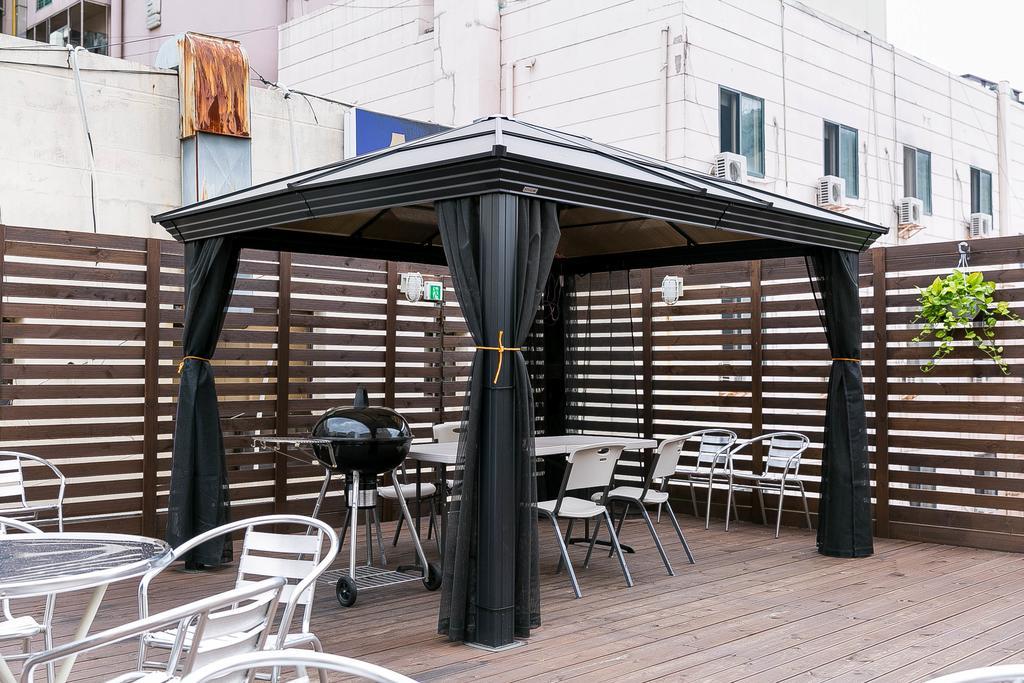 Discovery Busan Guesthouse Екстер'єр фото